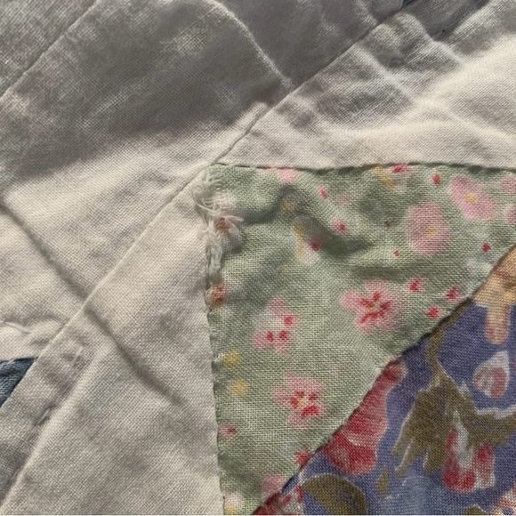 Hand Sewn Vintage Quilt Large Size ~96x86 - Picture 6 of 10